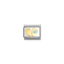 Load image into Gallery viewer, COMPOSABLE CLASSIC LINK 030272/86 BABY FEET WITH BLUE HEART IN 18K GOLD AND ENAMEL