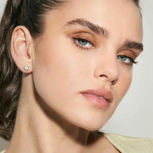 Load image into Gallery viewer, EMOSFERE STAINLESS STEEL EARRINGS 134209/036 HEARTS WITH M-O-P