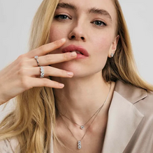 Load image into Gallery viewer, SEIDIVINA NECKLACE 241403/012 GOLD TRIPLE CZ PENDANT