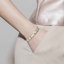Load image into Gallery viewer, COMPOSABLE CLASSIC LINK 030504/12 CAMEO OVAL STONE IN 18K GOLD