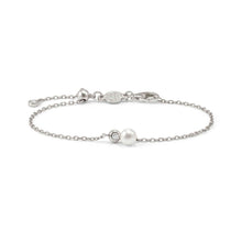 Load image into Gallery viewer, PEARLS LOOP BRACELET 242901/043 PEARL CIRCLE IN SILVER
