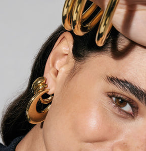 ECCLETTICA EARRING 134319/012 GOLD MEDIUM HOOP
