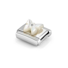 Load image into Gallery viewer, COMPOSABLE CLASSIC LINK 330509/13 BUTTERFLY WITH MOTHER PEARL IN 925 SILVER
