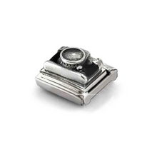 Load image into Gallery viewer, COMPOSABLE CLASSIC LINK 330204/44 CAMERA RELIEF IN SILVER &amp; ENAMEL
