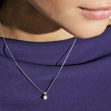 Load image into Gallery viewer, PEARLS LOOP NECKLACE 242902/004 PEARL HEART PENDANT IN SILVER
