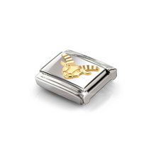 Load image into Gallery viewer, COMPOSABLE CLASSIC LINK 030167/10 CAPRICORN WITH ETCHED DETAIL IN 18K GOLD
