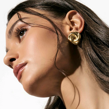 Load image into Gallery viewer, WEAR &amp; STYLE EARRINGS 134517/001 S/STEEL KNOT
